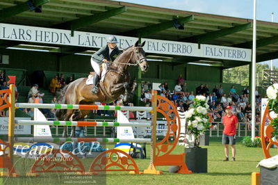 Showjumping
CSI3 Grand Prix Two Rounds - 1.50m
Nøgleord: alice tapper;doge dogelito