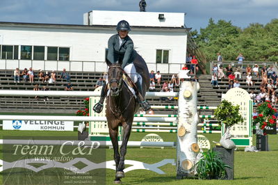 Showjumping
CSI3 Grand Prix Two Rounds - 1.50m
Nøgleord: alice tapper;doge dogelito
