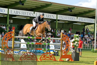 Showjumping
CSI3 Grand Prix Two Rounds - 1.50m
Nøgleord: johan-sebastian gulliksen;emmylou