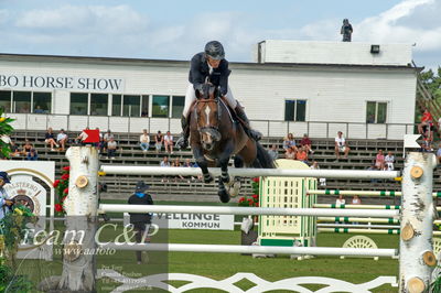 Showjumping
CSI3 Grand Prix Two Rounds - 1.50m
Nøgleord: alexander zetterman;triton hästak