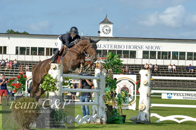 Showjumping
CSI3 Grand Prix Two Rounds - 1.50m
Nøgleord: karin martinsen;tailormade condara