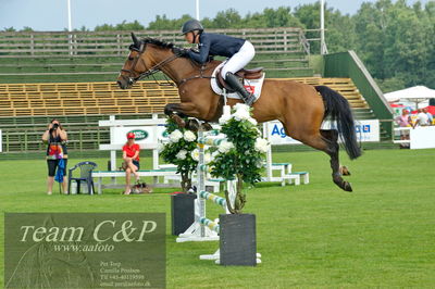 Showjumping
syvårs semifinale
Nøgleord: alexandra eriksson;miami bass (swb)