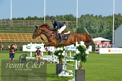 Showjumping
syvårs semifinale
Nøgleord: viktor edvinsson;mvj´s dodicci (swb)