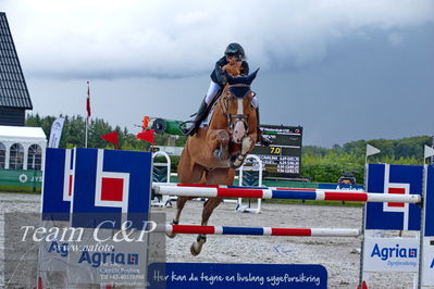 Absolut horses
2. kval og finale Agria DRF Mesterskab U18 - MA2 Springning Heste (140 cm)
Nøgleord: natasha tang kaspersen;contex 12