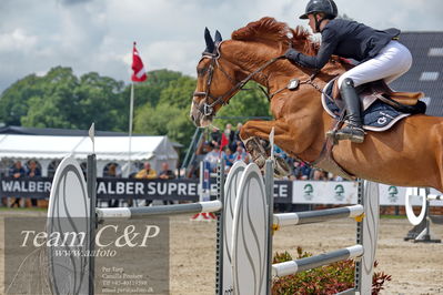 Absolut horses
2. kval og finale Agria DRF Mesterskab U18 - MA2 Springning Heste (140 cm)
Nøgleord: natasha tang kaspersen;contex 12