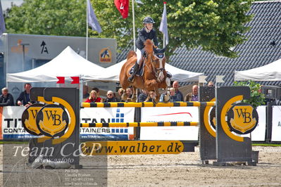 Absolut horses
2. kval og finale Agria DRF Mesterskab U18 - MA2 Springning Heste (140 cm)
Nøgleord: natasha tang kaspersen;contex 12