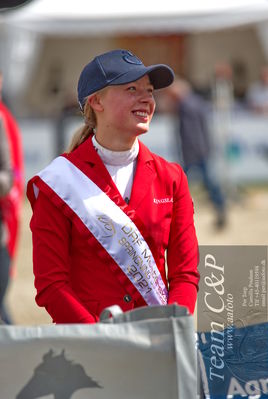 Absolut horses
2. kval og finale Agria DRF Mesterskab U18 - MA2 Springning Heste (140 cm)
Nøgleord: josefine sandgaard mørup;de similly edition;ceremoni;lap of honour