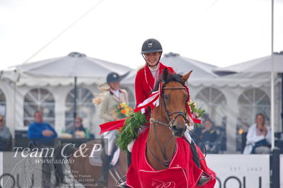 Absolut horses
2. kval og finale Agria DRF Mesterskab U18 - MA2 Springning Heste (140 cm)
Nøgleord: josefine sandgaard mørup;de similly edition;ceremoni;lap of honour