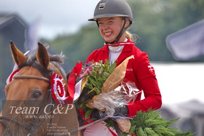 Absolut horses
2. kval og finale Agria DRF Mesterskab U18 - MA2 Springning Heste (140 cm)
Nøgleord: josefine sandgaard mørup;de similly edition;ceremoni;lap of honour