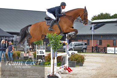 Absolut horses
2 kval og finale dm seniore 150cm og 160cm
Nøgleord: martin mose knudsen;ci beau ask