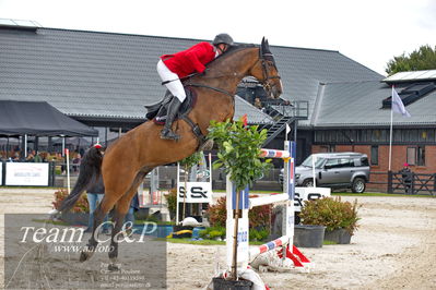 Absolut horses
2 kval og finale dm seniore 150cm og 160cm
Nøgleord: kasper  h hansen;contador