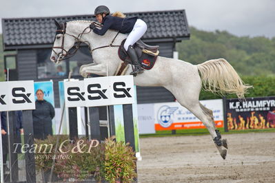 Absolut horses
2 kval og finale dm seniore 150cm og 160cm
Nøgleord: tina lund;centina 10