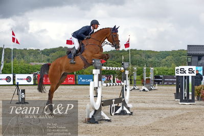 Absolut horses
2 kval og finale dm seniore 150cm og 160cm
Nøgleord: lars bak andersen;calvin 115