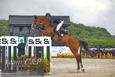 Absolut horses
2 kval og finale dm seniore 150cm og 160cm
Nøgleord: lars bak andersen;calvin 115