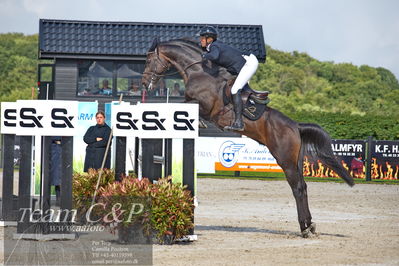 Absolut horses
2 kval og finale dm seniore 150cm og 160cm
Nøgleord: linnea ericsson carey;singular ls la silla