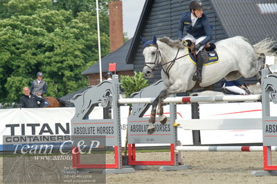 Absolut horses
ma 2 140cm
Nøgleord: benjamin saurugg;lester z