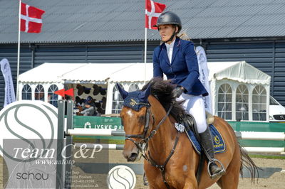 Absolut horses
youngster finale
Nøgleord: ida mundberg hansen;mundbergs bailando