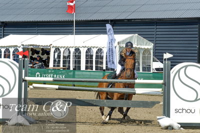 Absolut horses
youngster finale
Nøgleord: victoria sophia hjorth-madsen;chocopop s