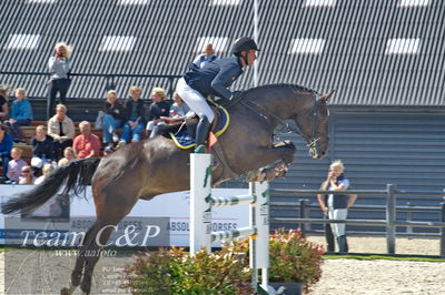 Absolut horses
youngster finale
Nøgleord: benjamin saurugg;alpha&#039;m z