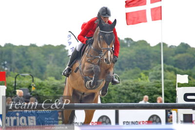 Absolut horses
1.kval dm senior
Nøgleord: kasper  h hansen;contador