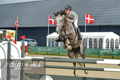 Absolut horses
la2 120cm
Nøgleord: emilie louise weilsby;combado