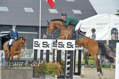 Absolut horses
la2 120cm
Nøgleord: konstantin deeken künnemann;utendro