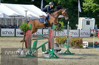 Absolut horses
la2 120cm
Nøgleord: olivia nedergaard;herre
