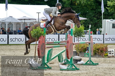 Absolut horses
la2 120cm
Nøgleord: emilie louise weilsby;filou prydsholm