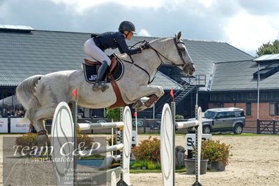 Absolut horses
2. kval og finale u 21
Nøgleord: rie rose lindegren roed;newcomer 13