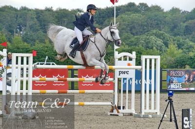 Absolut horses
2. kval og finale u 21
Nøgleord: rie rose lindegren roed;newcomer 13