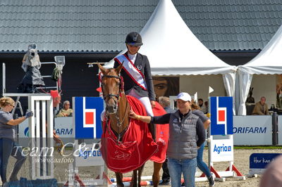 Absolut horses
2. kval og finale u 21
Nøgleord: maria barnewitz schou;seana 2;lap of honour;ceromoni