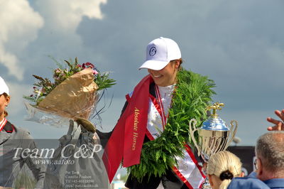 Absolut horses
2. kval og finale u 21
Nøgleord: ceromoni;lap of honour;maria barnewitz schou;seana 2;anna victoria weilsby;kamilla ladefoged rasmussen