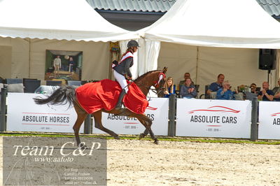 Absolut horses
2. kval og finale u 21
Nøgleord: maria barnewitz schou;seana 2;lap of honour;ceromoni