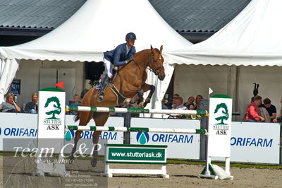 Absolut horses
2. kval. og finale Agria DRF Mesterskab U25 - S1 + S2 Springning Heste
Nøgleord: claus hundebøl;landlyst contra