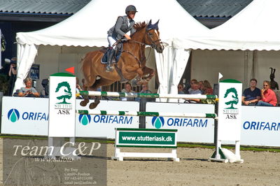 Absolut horses
2. kval. og finale Agria DRF Mesterskab U25 - S1 + S2 Springning Heste
Nøgleord: simone  hansen scherff;happy girlina gph