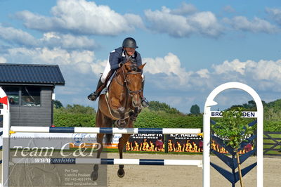 Absolut horses
2. kval. og finale Agria DRF Mesterskab U25 - S1 + S2 Springning Heste
Nøgleord: nikoline gulstad;crispi t