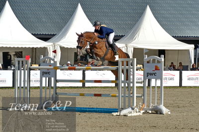 Absolut horses
2. kval. og finale Agria DRF Mesterskab U25 - S1 + S2 Springning Heste
Nøgleord: lærke olesen;bombay 36