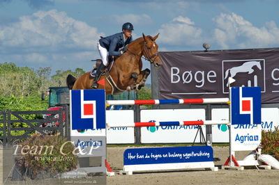 Absolut horses
2. kval. og finale Agria DRF Mesterskab U25 - S1 + S2 Springning Heste
Nøgleord: claus hundebøl;landlyst contra