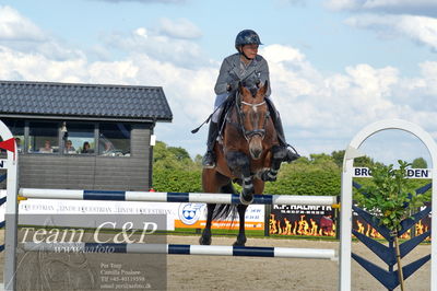 Absolut horses
2. kval. og finale Agria DRF Mesterskab U25 - S1 + S2 Springning Heste
Nøgleord: astrid svenstrup;bonaparte z
