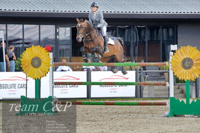 Absolut horses
2. kval. og finale Agria DRF Mesterskab U25 - S1 + S2 Springning Heste
Nøgleord: astrid svenstrup;bonaparte z