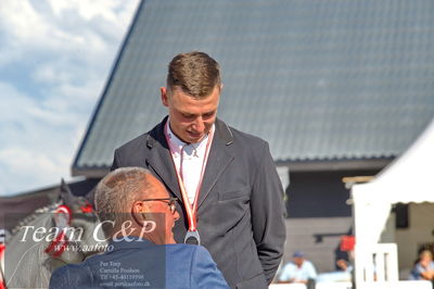 Absolut horses
2. kval. og finale Agria DRF Mesterskab U25 - S1 + S2 Springning Heste
Nøgleord: adam sparlund olesen;ceremoni
