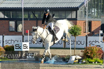 Absolut horses
S1 Springning Heste (145 cm) B1
Nøgleord: hans  ley;kong's alli