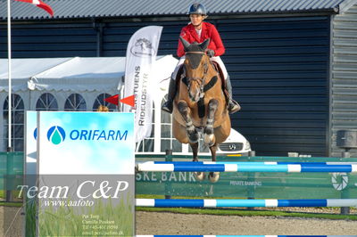Absolut horses
Mb 130cvm
Nøgleord: tina lund;stakatos z
