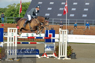 Absolut horses
Mb 130cvm
Nøgleord: kasper  h hansen;zero k