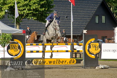 Absolut horses
Mb 130cvm
Nøgleord: jeff paw nielsen;erica
