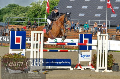 Absolut horses
Mb 130cvm
Nøgleord: natasha tang kaspersen;bøgegårdens graf-top