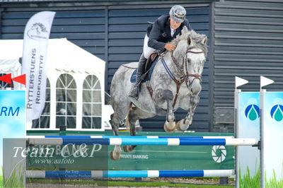 Absolut horses
Mb 130cvm
Nøgleord: thomas sandgaard;narco noir van dorperheide