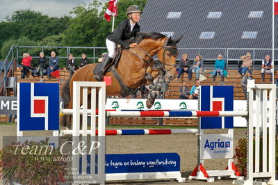 Absolut horses
Mb 130cvm
Nøgleord: filippa sand ibsen;question of love