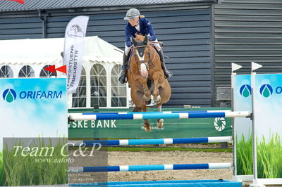 Absolut horses
Mb 130cvm
Nøgleord: rikke andersen;faerdel