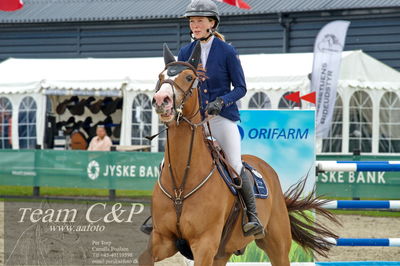 Absolut horses
Mb 130cvm
Nøgleord: rikke andersen;faerdel